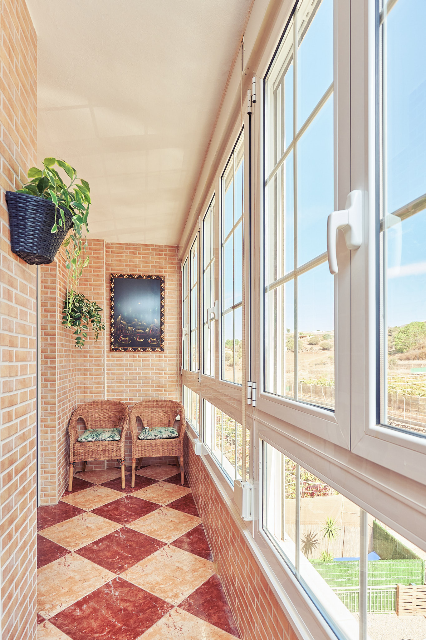 Mediterranean Breeze - 10